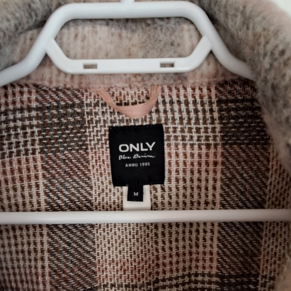 ONLY Shacket - Picture 7 of 7